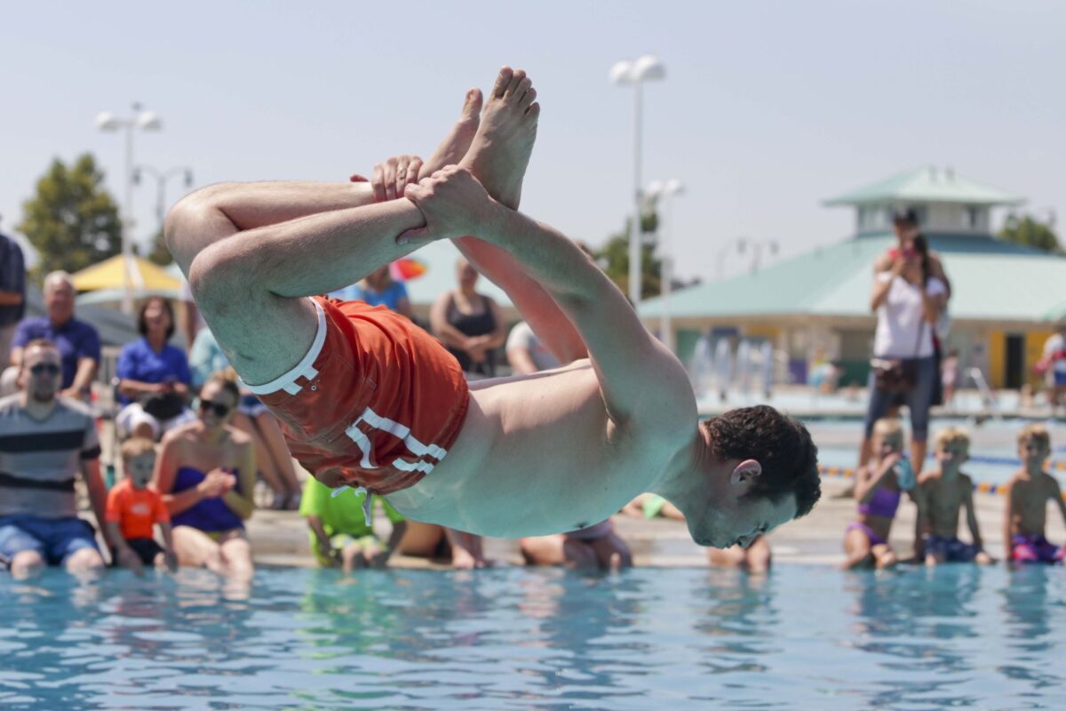 Belly flop competition comes to Scera Pool | News, Sports, Jobs - Daily ...
